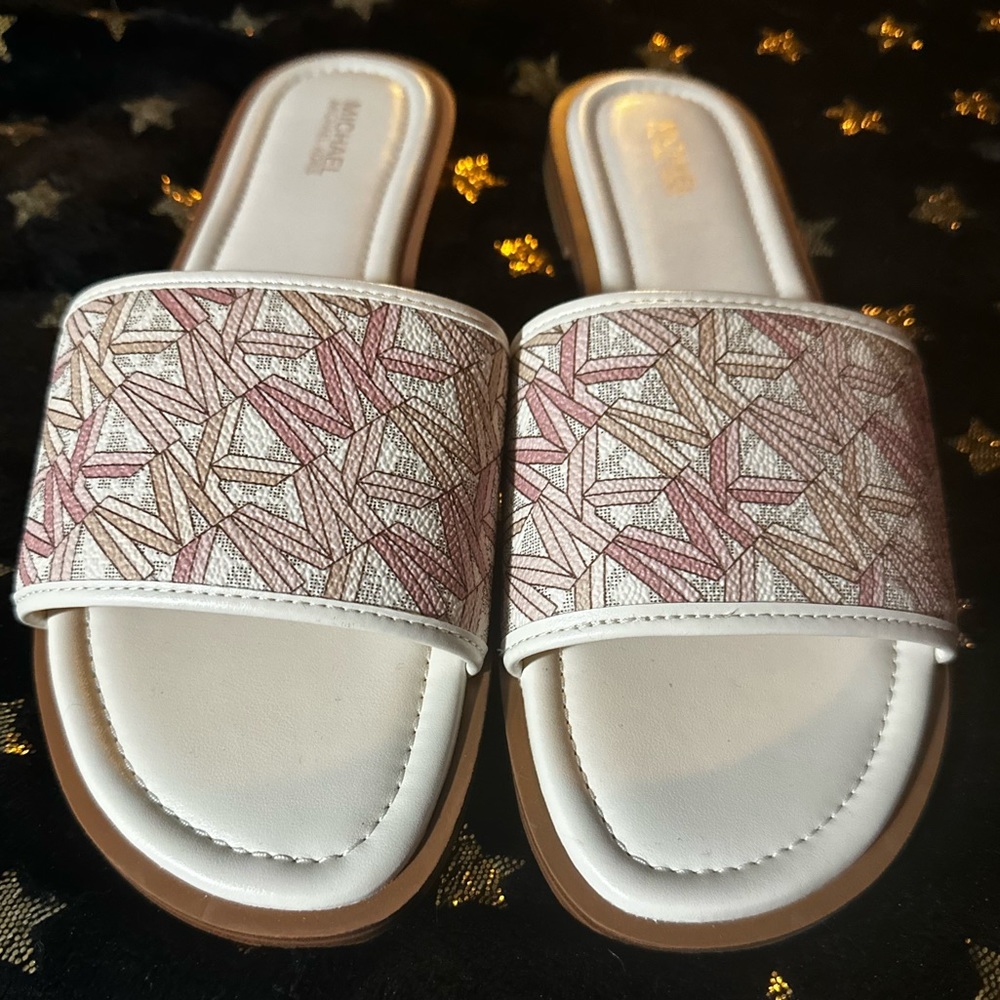 Great for a Gift 🎁 Authentic Michael Kors slip on Sandals. BRAND NEW!, Size 7
